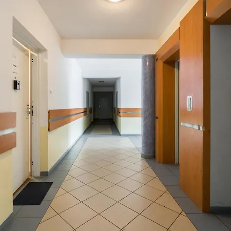 Апартаменты Malta Katowicka Pool & Parking By Renters