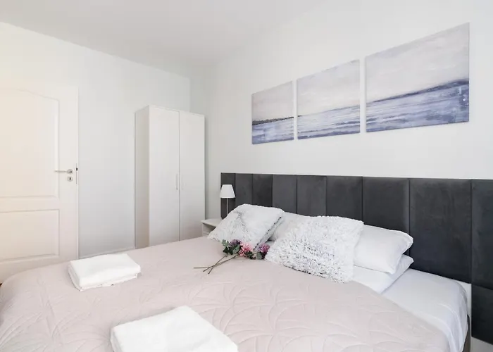 公寓 Malta Katowicka Pool & Parking By Renters *